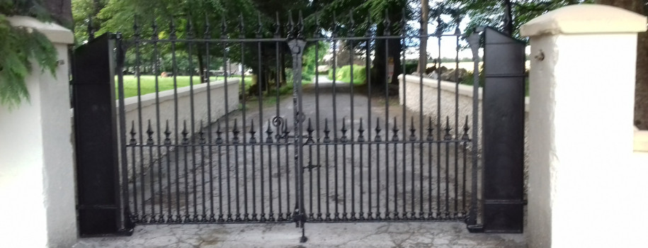 Rathleash Shutters: Bespoke Solutions for Farm and Home